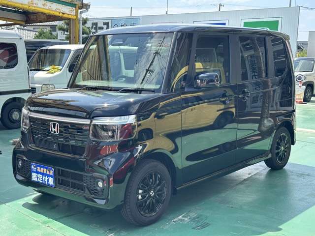 ホンダ Ｎ　ＢＯＸ カスタム ６６０ ブラック スタイル R8年 (東海) 99