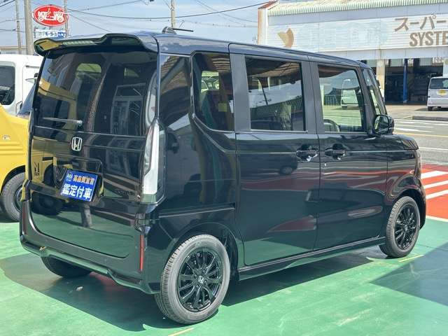 ホンダ Ｎ　ＢＯＸ カスタム ６６０ ブラック スタイル R8年 (東海) 99