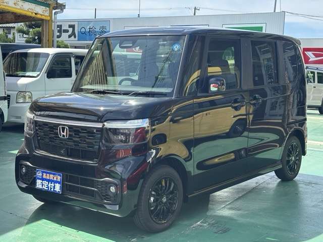 ホンダ Ｎ　ＢＯＸ カスタム ６６０ ブラック スタイル R8年 (東海) 99
