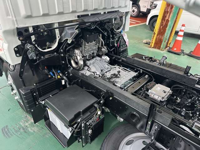 三菱フソウ キャンター ３．０ 強化ダンプ 全低床 ディーゼルターボ R8年 (東海) 99