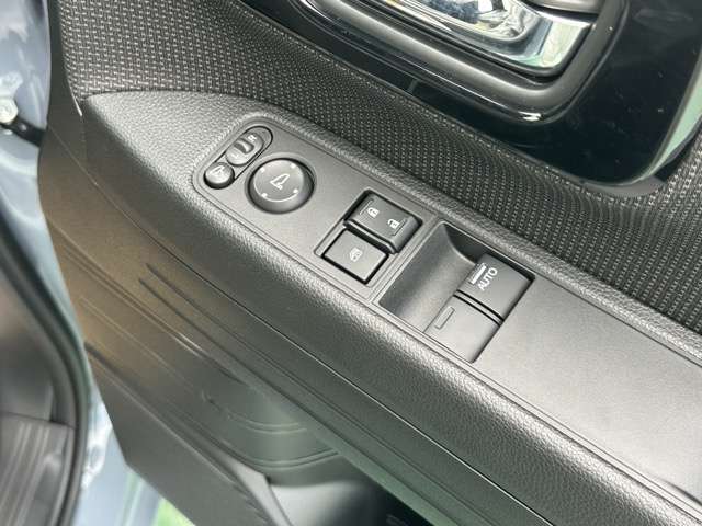 ホンダ Ｎ−ＶＡＮ ６６０ ファン ４ＷＤ R8年 (東海) 99