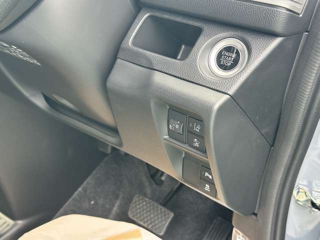 ホンダ Ｎ−ＶＡＮ ６６０ ファン ４ＷＤ R8年 (東海) 99