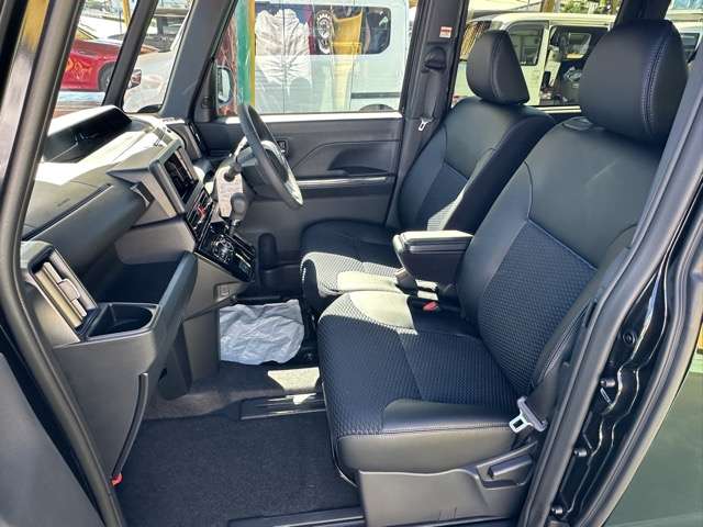 ダイハツ タント ６６０ カスタム ＲＳ リミテッド R7年 (東海) 99
