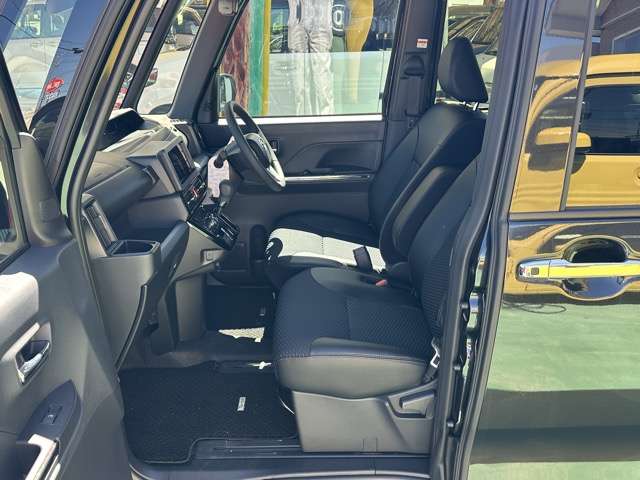 ダイハツ タント ６６０ カスタム ＲＳ リミテッド R7年 (東海) 99