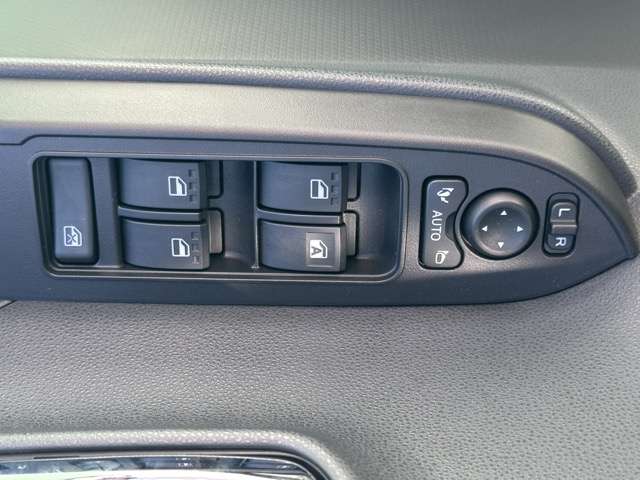 ダイハツ タント ６６０ カスタム ＲＳ リミテッド R7年 (東海) 99