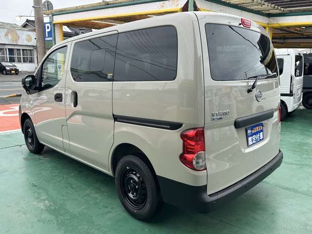 日産 ＮＶ２００バネット １．６ １６Ｘ－３Ｒ アウトドア ブラック エディション R8年 (東海) 99