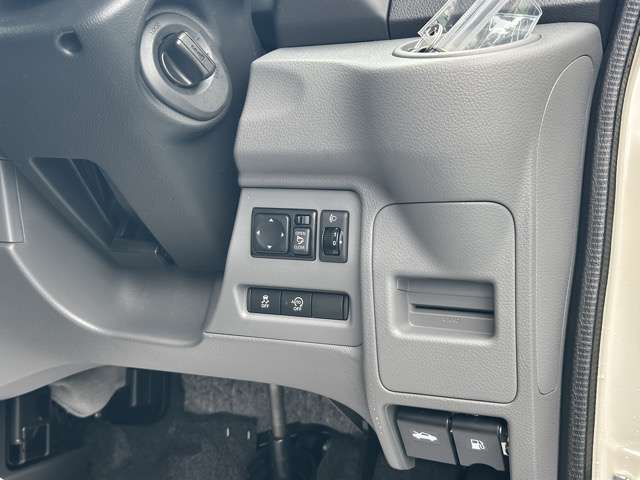 日産 ＮＶ２００バネット １．６ １６Ｘ－３Ｒ アウトドア ブラック エディション R8年 (東海) 99