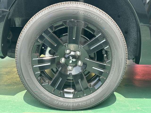 三菱 デリカ　Ｄ：５ ２．２ シャモニー 電動サイドステップ非装着車 ディーゼルターボ ４ＷＤ R7年 (東海) 99