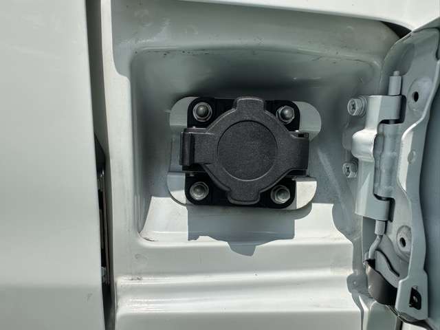 三菱 ミニキャブミーブ ＣＤ １６．０ＫＷＨ ２シーター ハイルーフ R4年 (東海) 99