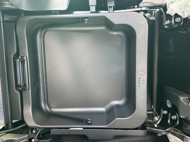 スズキ スペーシア ６６０ カスタム ハイブリッド ＸＳ R8年 (東海) 99