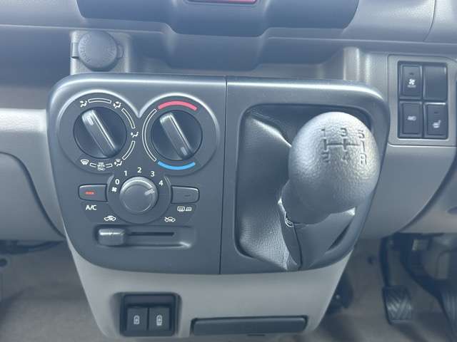 日産 クリッパーバン ６６０ ＧＸ ハイルーフ ４ＷＤ R8年 (東海) 99