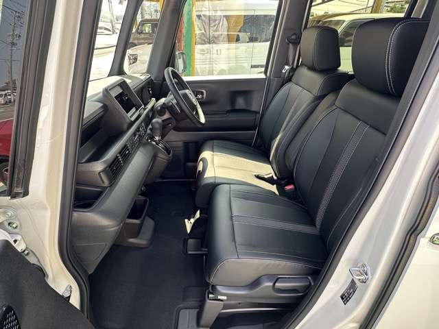 ホンダ Ｎ　ＢＯＸ カスタム ６６０ ターボ コーディネートスタイル モノトーン R8年 (東海) 99