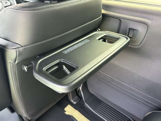 ホンダ Ｎ　ＢＯＸ カスタム ６６０ ターボ コーディネートスタイル モノトーン R8年 (東海) 99