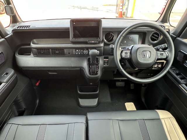 ホンダ Ｎ　ＢＯＸ カスタム ６６０ ターボ コーディネートスタイル モノトーン R8年 (東海) 99