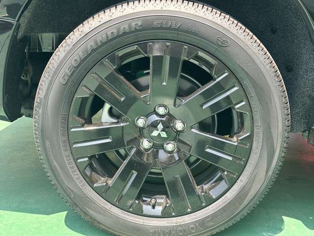 三菱 デリカ　Ｄ：５ ２．２ シャモニー 電動サイドステップ非装着車 ディーゼルターボ ４ＷＤ R7年 (東海) 99