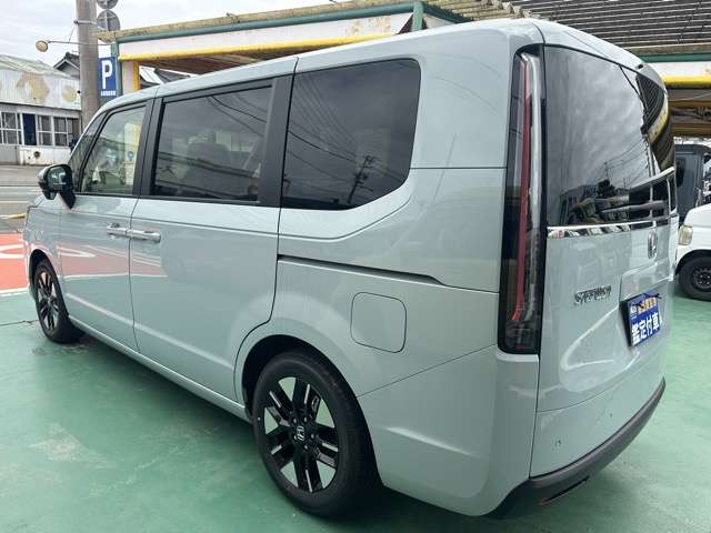 ホンダ ステップワゴン　ハイブリッド ２．０ Ｅ：ＨＥＶ エアー ＥＸ ３０周年特別仕様車 R8年 (東海) 99