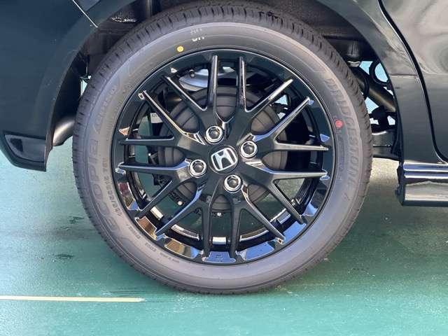 ホンダ Ｎ　ＢＯＸ カスタム ６６０ ターボ ブラック スタイル R8年 (東海) 99