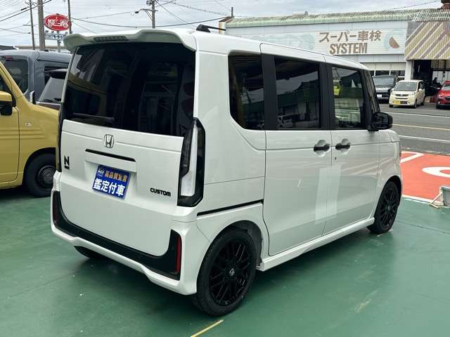 ホンダ Ｎ　ＢＯＸ カスタム ６６０ ターボ ブラック スタイル R8年 (東海) 99