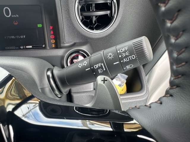 ホンダ Ｎ　ＢＯＸ カスタム ６６０ ターボ ブラック スタイル R8年 (東海) 99