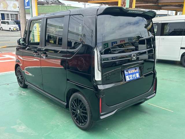 ホンダ Ｎ　ＢＯＸ カスタム ６６０ ターボ ブラック スタイル R8年 (東海) 99