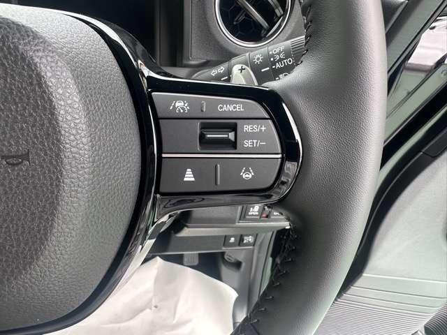 ホンダ Ｎ　ＢＯＸ カスタム ６６０ ターボ ブラック スタイル R8年 (東海) 99