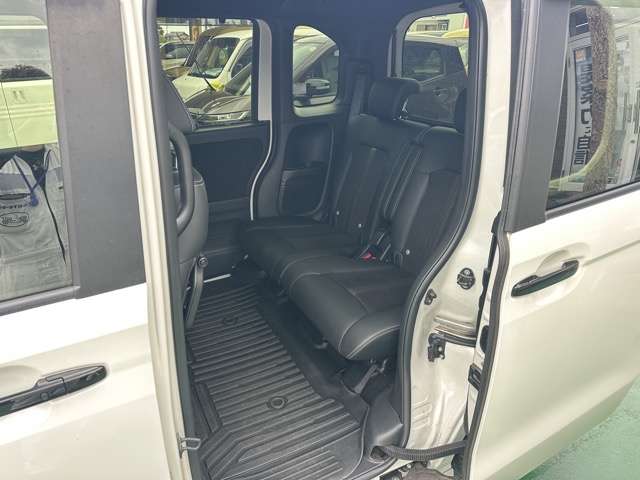 ホンダ Ｎ　ＢＯＸ カスタム ６６０ Ｌ ターボ スタイルプラス ブラック R4年 (東海) 99