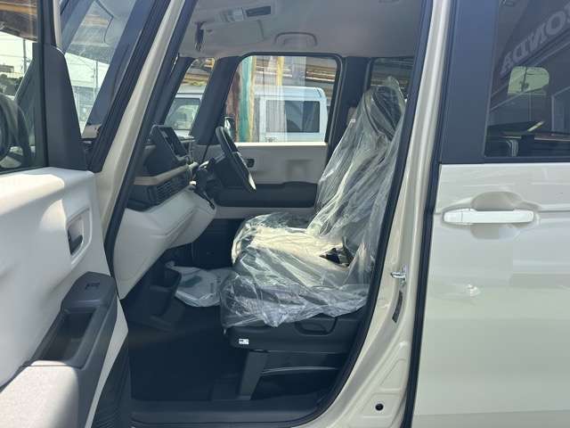 ホンダ Ｎ　ＢＯＸ ６６０ ファッションスタイル モノトーン R8年 (東海) 99
