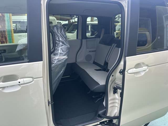 ホンダ Ｎ　ＢＯＸ ６６０ ファッションスタイル ２トーン R8年 (東海) 99