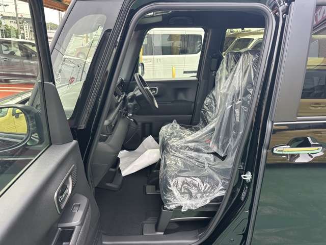 ホンダ Ｎ　ＢＯＸ カスタム ６６０ R8年 (東海) 99