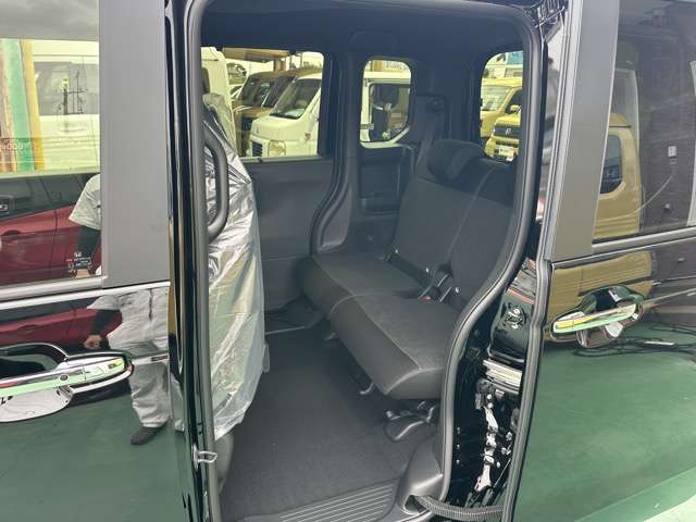 ホンダ Ｎ　ＢＯＸ カスタム ６６０ R8年 (東海) 99