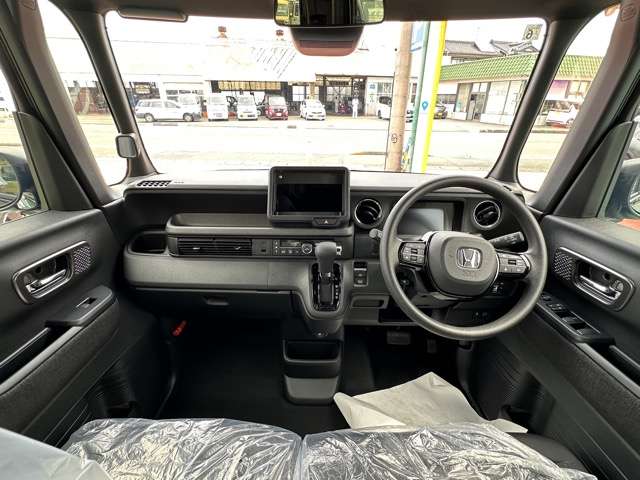 ホンダ Ｎ　ＢＯＸ カスタム ６６０ R8年 (東海) 99