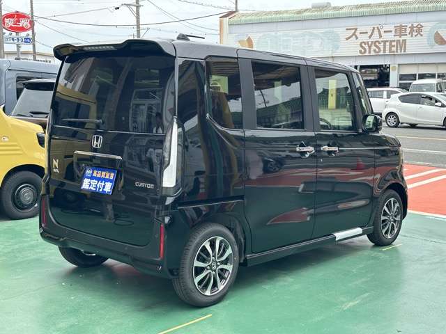 ホンダ Ｎ　ＢＯＸ カスタム ６６０ R8年 (東海) 99