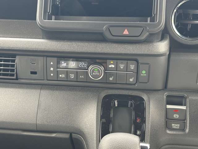 ホンダ Ｎ　ＢＯＸ カスタム ６６０ R8年 (東海) 99