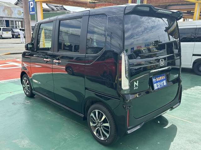 ホンダ Ｎ　ＢＯＸ カスタム ６６０ R8年 (東海) 99