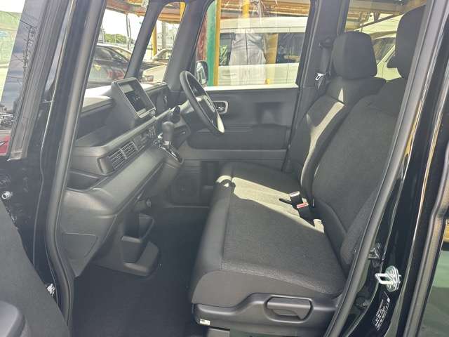 ホンダ Ｎ　ＢＯＸ カスタム ６６０ R8年 (東海) 99