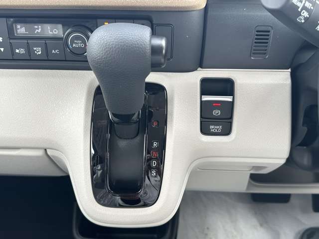 ホンダ Ｎ　ＢＯＸ ６６０ ファッションスタイル ２トーン R8年 (東海) 99