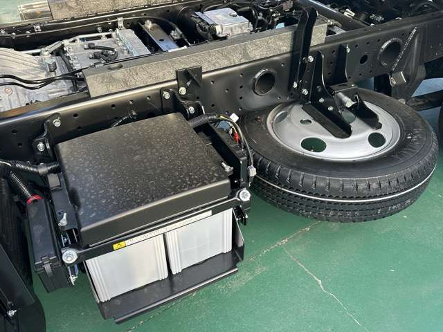 三菱フソウ キャンター ３．０ 強化ダンプ 全低床 ディーゼルターボ R8年 (東海) 99