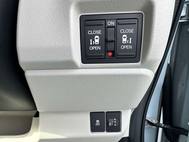 ホンダ Ｎ　ＢＯＸ ６６０ ファッションスタイル ２トーン R8年 (東海) 99