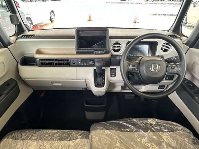 ホンダ Ｎ　ＢＯＸ ６６０ ファッションスタイル ２トーン R8年 (東海) 99