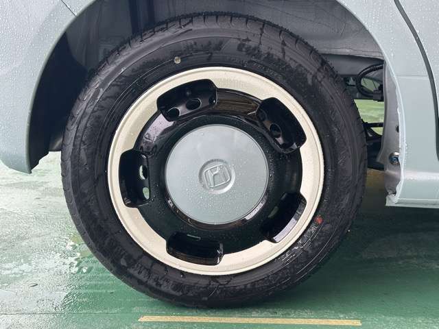 ホンダ Ｎ　ＢＯＸ ６６０ ファッションスタイル ２トーン R8年 (東海) 99