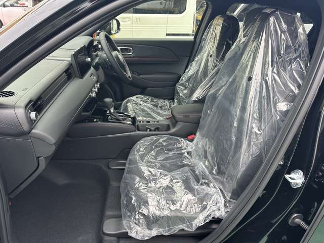 ホンダ ヴェゼル １．５ Ｅ：ＨＥＶ ＲＳ R8年 (東海) 99