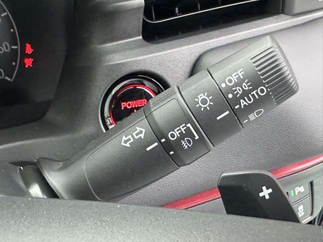 ホンダ ヴェゼル １．５ Ｅ：ＨＥＶ ＲＳ R8年 (東海) 99