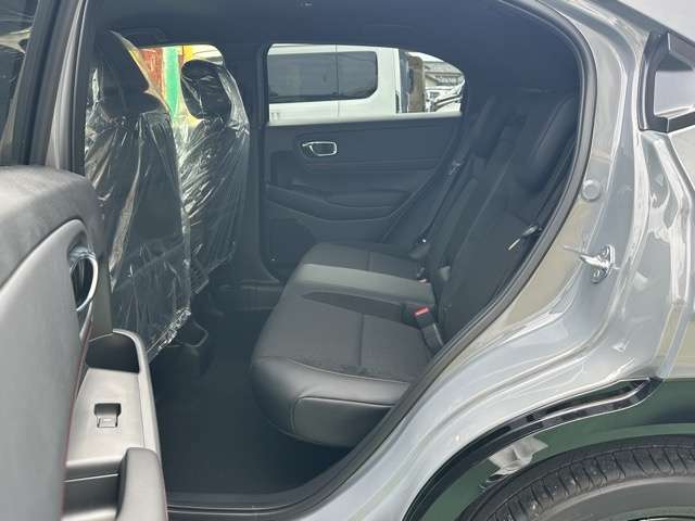 ホンダ ヴェゼル １．５ Ｅ：ＨＥＶ ＲＳ R8年 (東海) 99