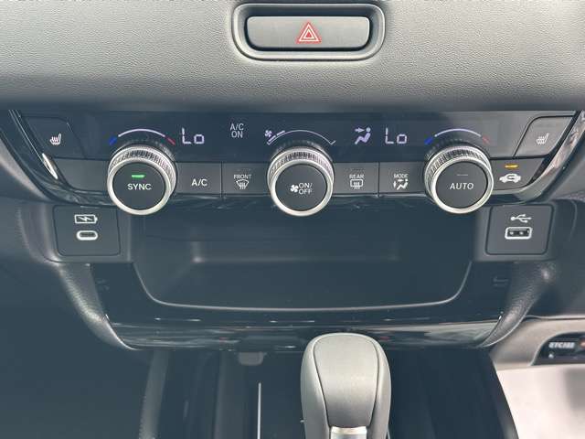 ホンダ ヴェゼル １．５ Ｅ：ＨＥＶ ＲＳ R8年 (東海) 99