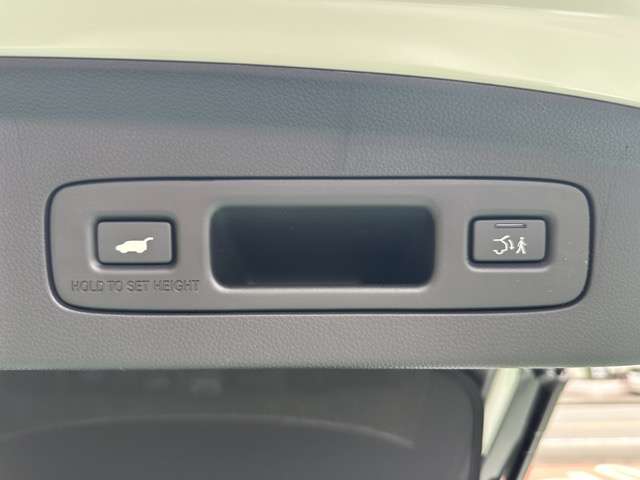 ホンダ ヴェゼル １．５ Ｅ：ＨＥＶ ＲＳ R8年 (東海) 99