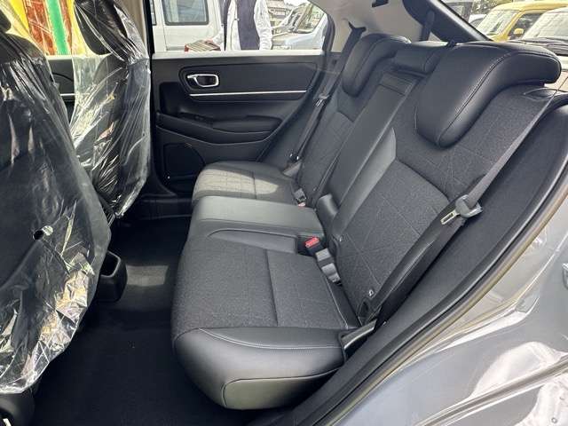 ホンダ ヴェゼル １．５ Ｅ：ＨＥＶ Ｚ R8年 (東海) 99