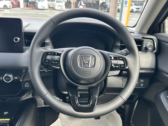 ホンダ ヴェゼル １．５ Ｅ：ＨＥＶ Ｚ R8年 (東海) 99
