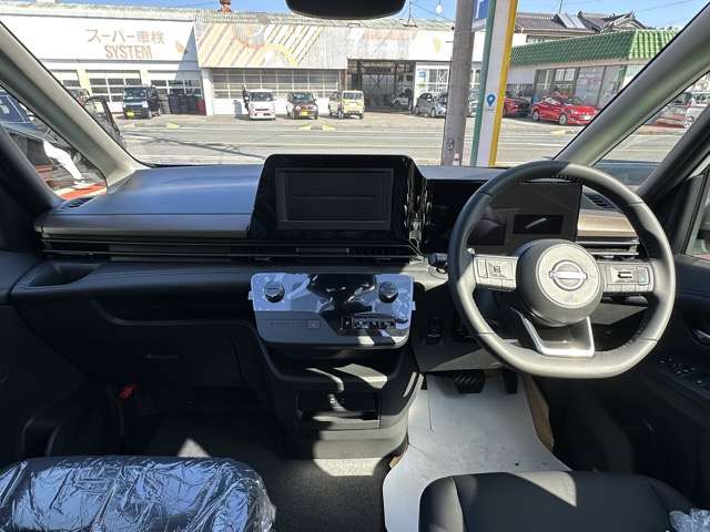 日産 セレナ ２．０ ＡＵＴＥＣＨ ライン 日産オリジナルナビ取付パッケージ装着車 R8年 (東海) 99