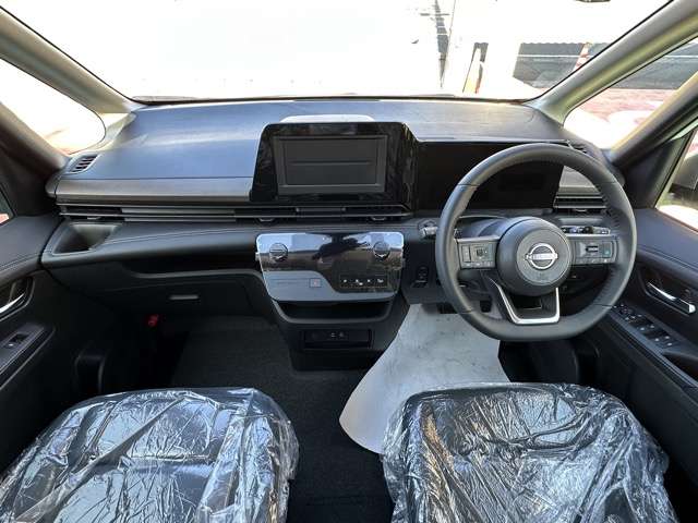 日産 セレナ ２．０ ＡＵＴＥＣＨ ライン 日産オリジナルナビ取付パッケージ装着車 R8年 (東海) 99