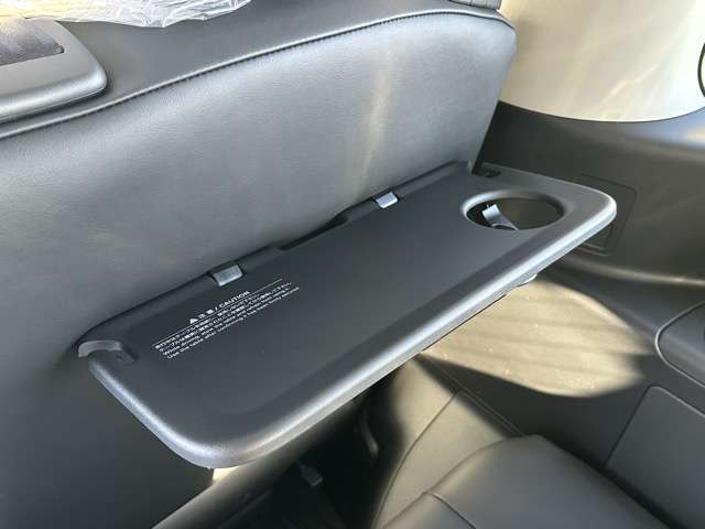 日産 セレナ ２．０ ＡＵＴＥＣＨ ライン 日産オリジナルナビ取付パッケージ装着車 R8年 (東海) 99
